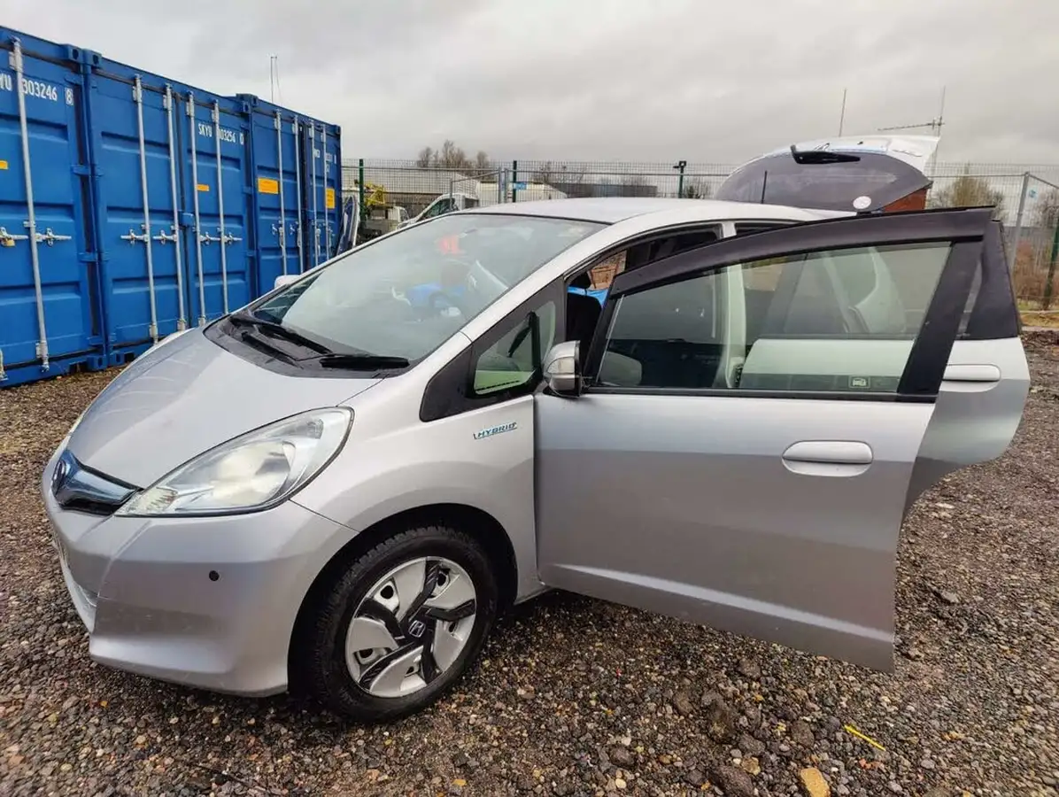 2013-honda-jazz-big-29