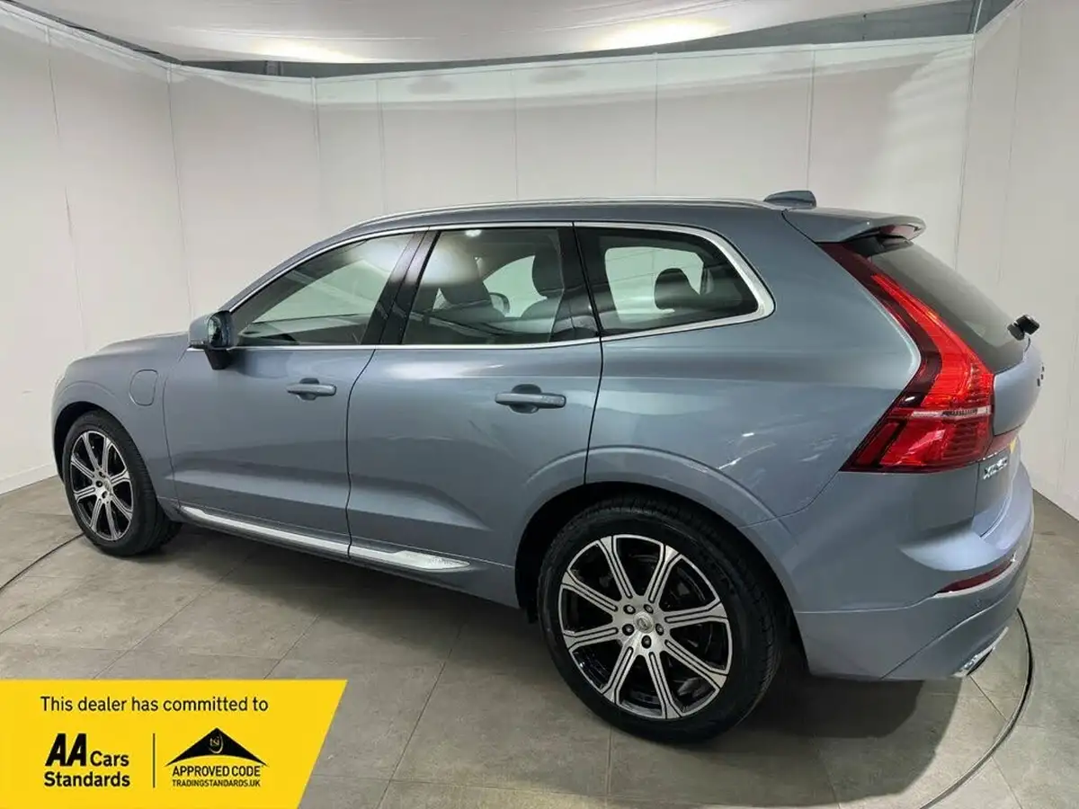 2018-volvo-xc60-20-t8-inscription-pro-390bhp-twin-engine-big-7