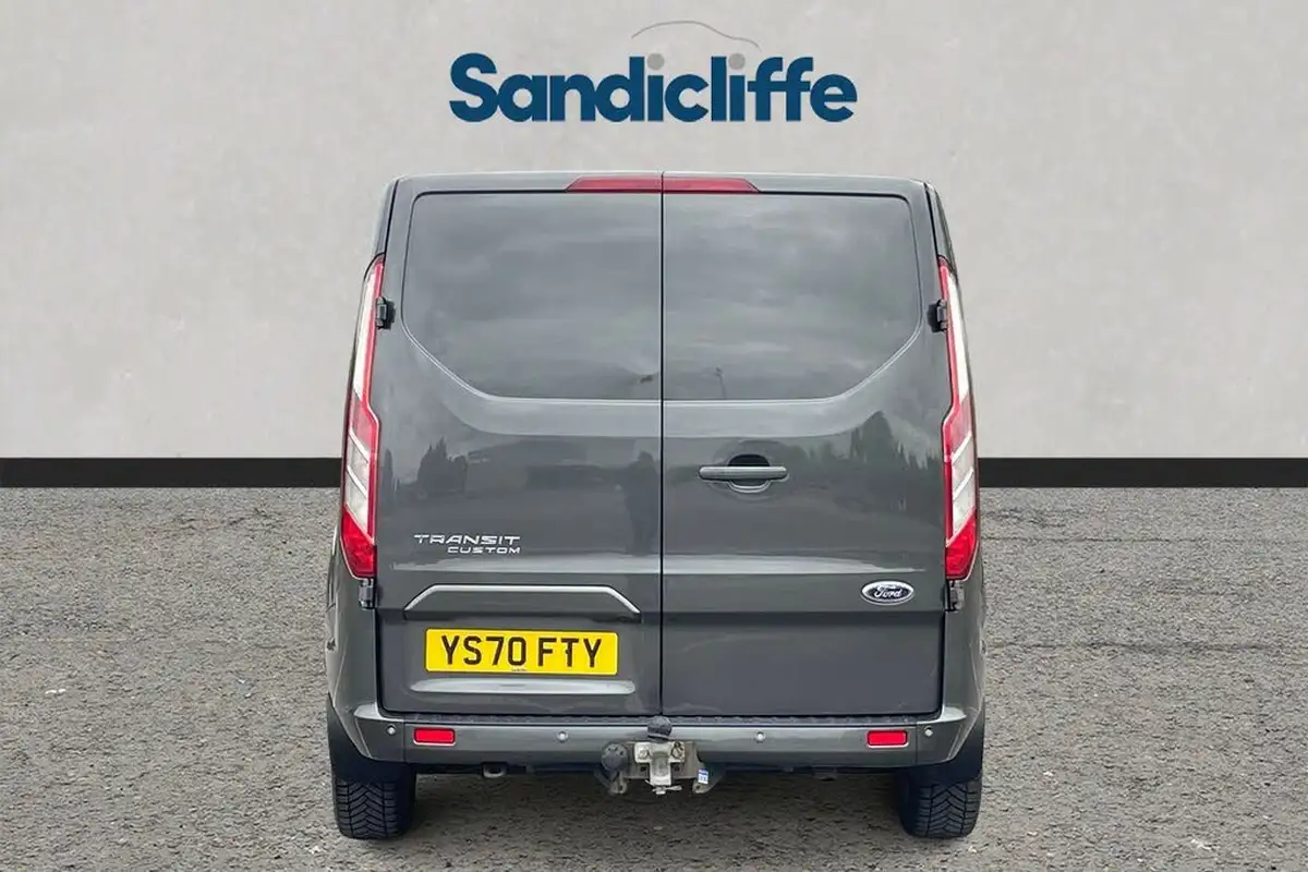 2020-ford-transit-custom-20tdci-320-l2h1-limited-130pseu6dt-double-cab-in-van-big-4