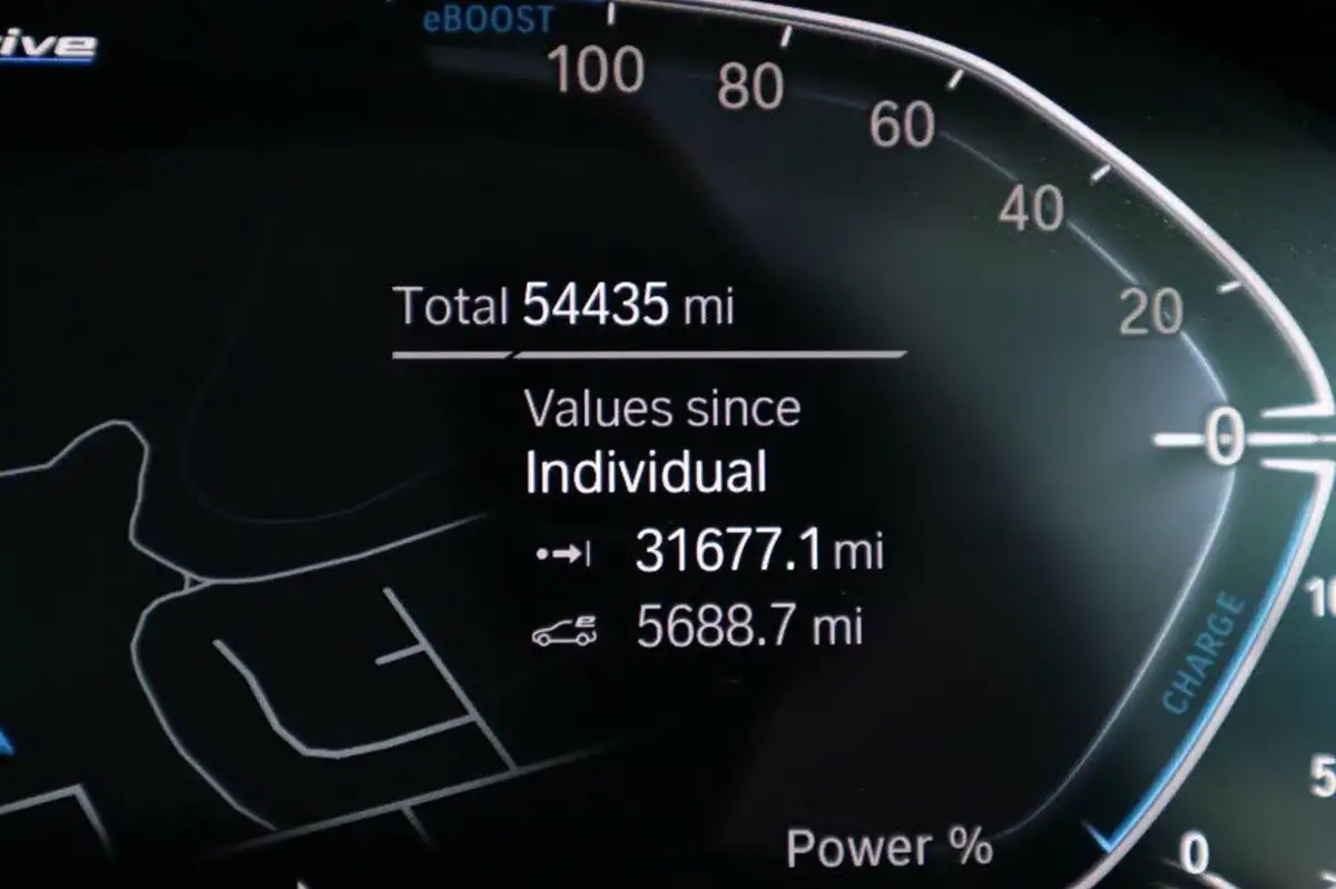 2019-bmw-3-series-20-330e-m-sport-plus-pack-big-52
