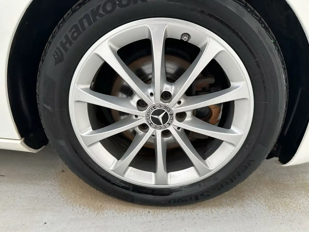 2019-mercedes-benz-a-class-15d-a180d-sport-hatchback-5d-7g-dct-big-35
