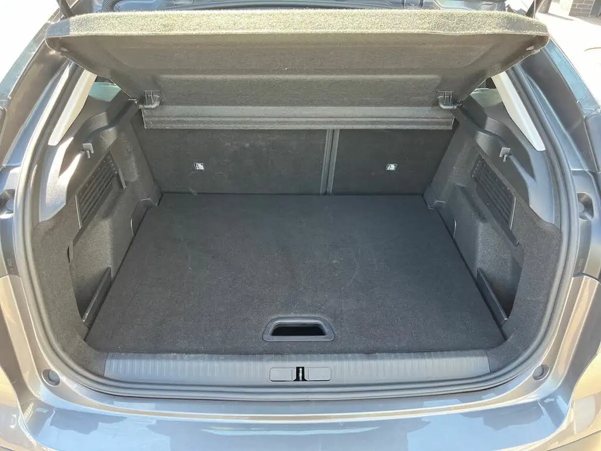 2022-citroen-c4-12-puretech-sense-plus-big-10