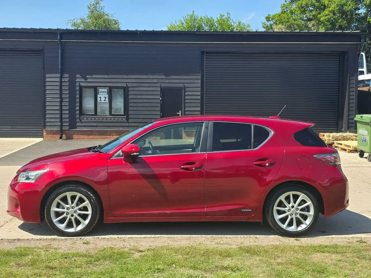 2011-lexus-ct-200h-18-se-l-premier-big-7