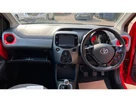 2019-toyota-aygo-10-vvt-i-x-play-small-4