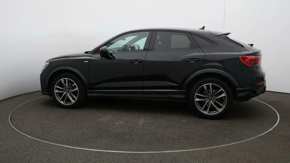 2022-audi-q3-15-35-tfsi-black-edition-cod-sportback-s-tronic-big-58