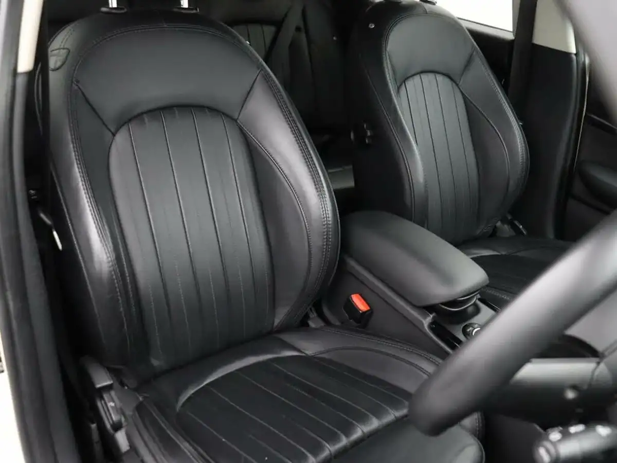 2019-mini-clubman-15-cooper-exclusive-auto-big-8