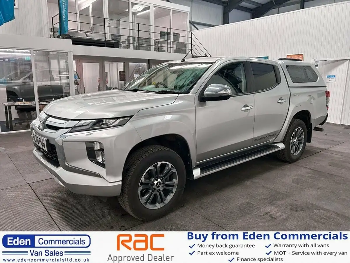2020-mitsubishi-l200-22di-d-barbarian-auto-big-11