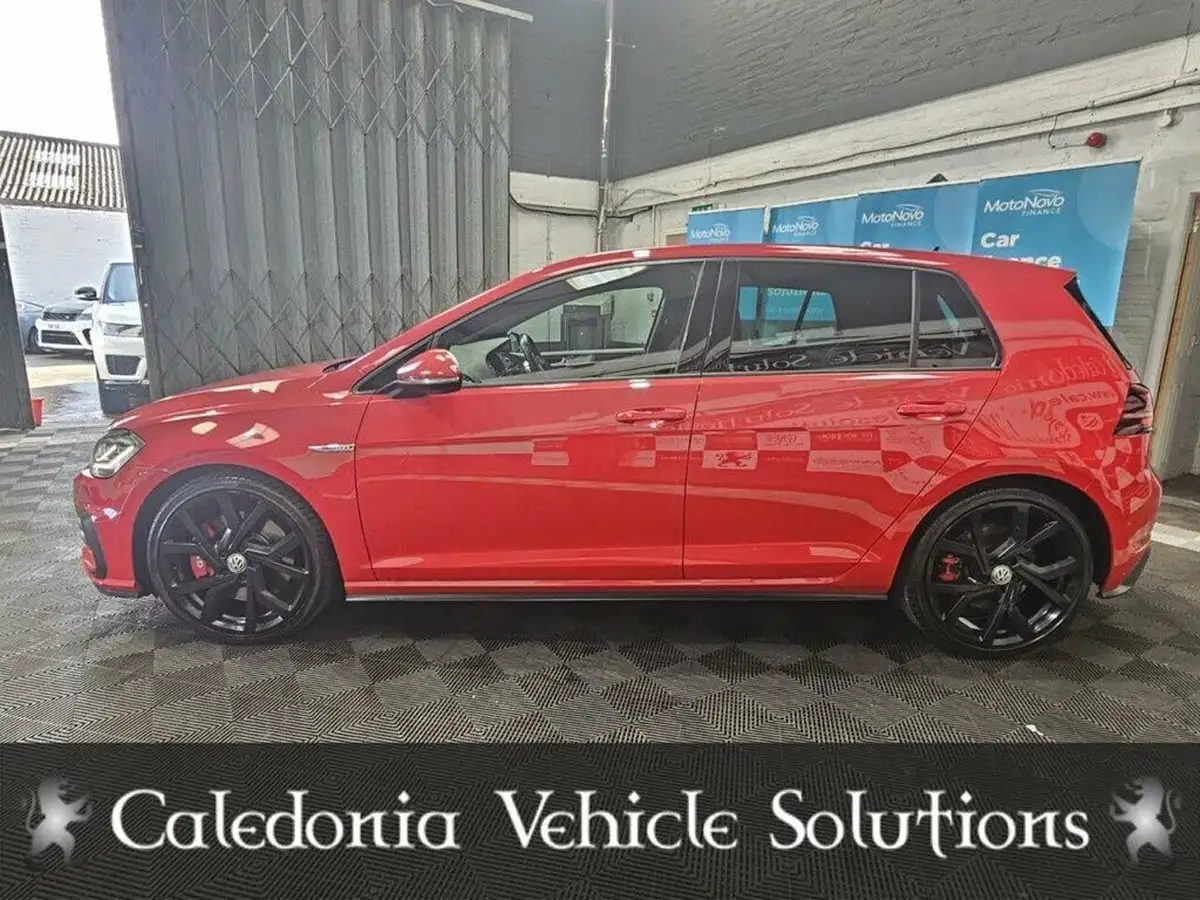 2018-volkswagen-golf-20-tsi-gti-performance-ss-5d-big-10