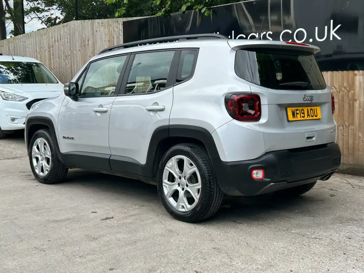 2019-jeep-renegade-13-gse-limited-big-21