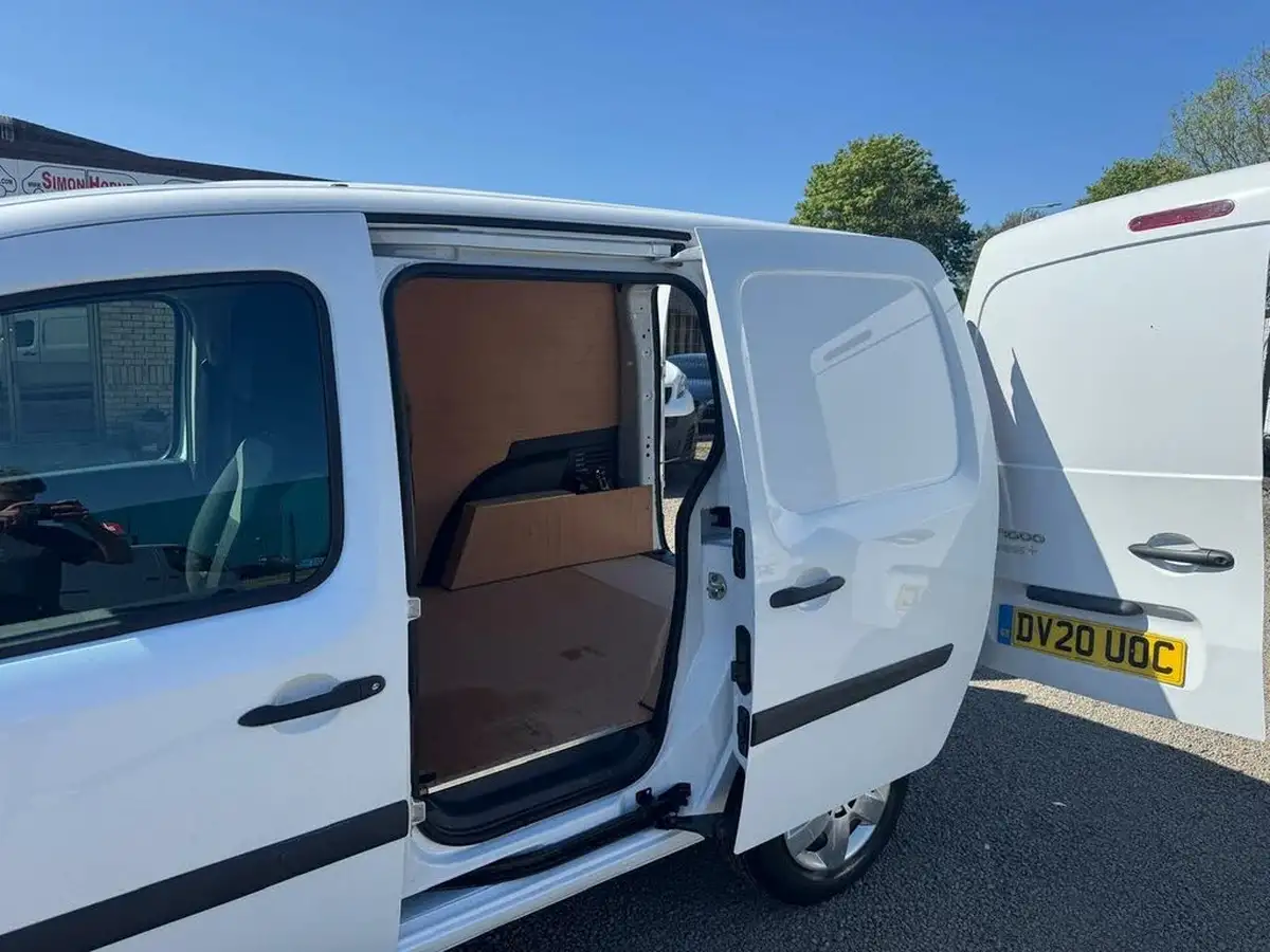 2020-renault-kangoo-15dci-ml19-energy-dci-95-business-big-15