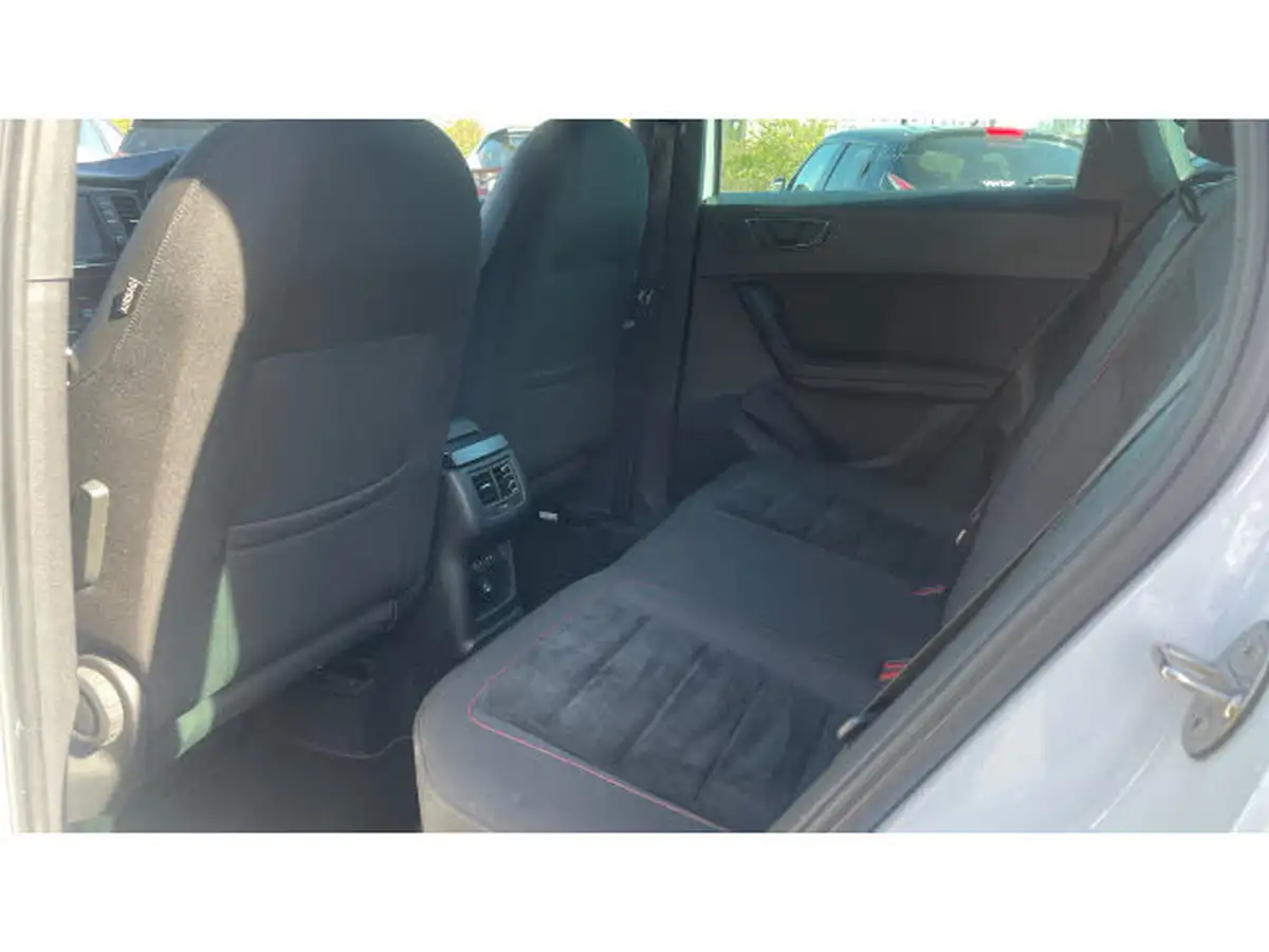 2018-seat-ateca-20tdi-fr-150ps-1968cc-big-15