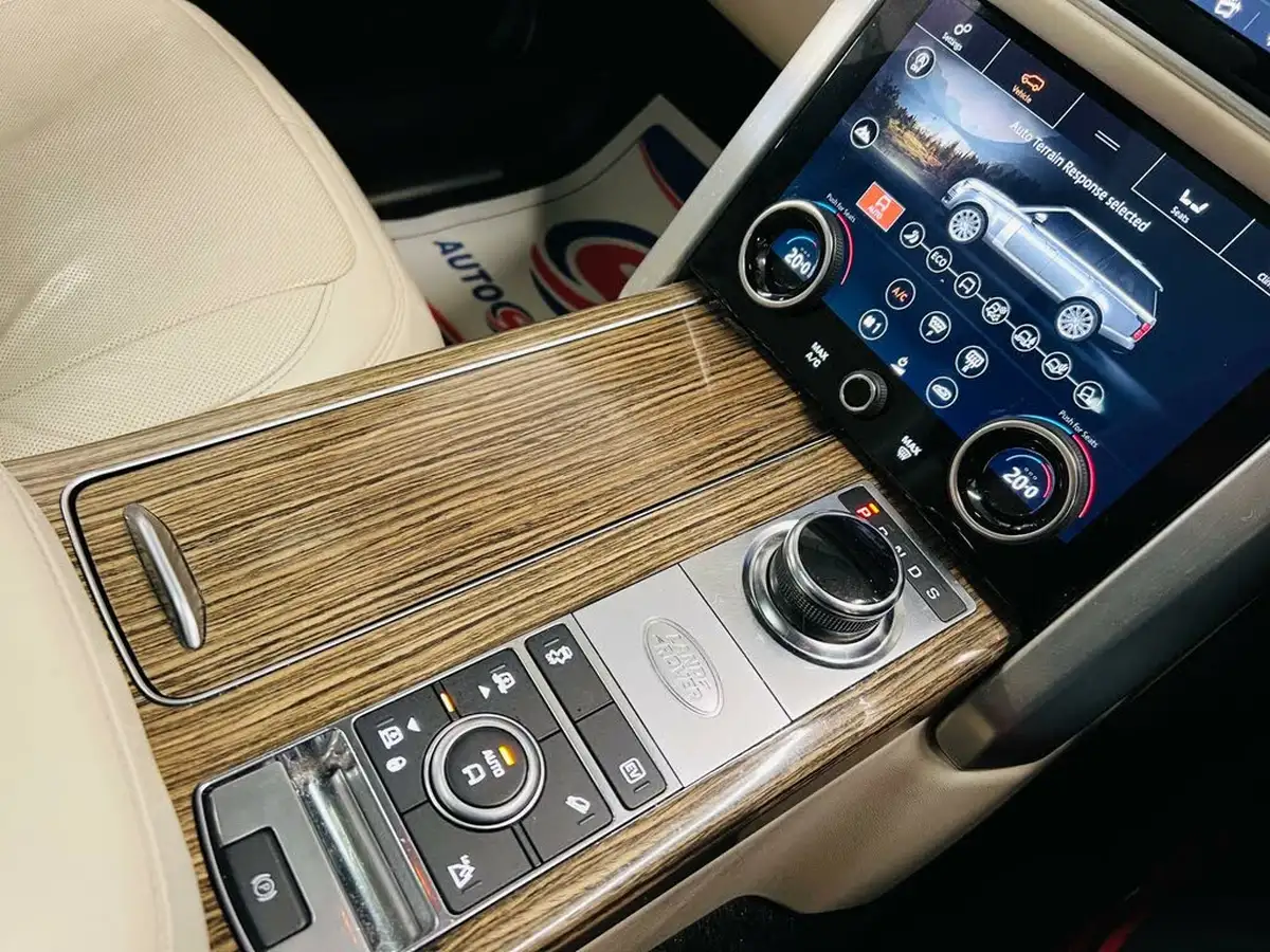 2019-land-rover-range-rover-20p400e-phev-vogue-se-big-77