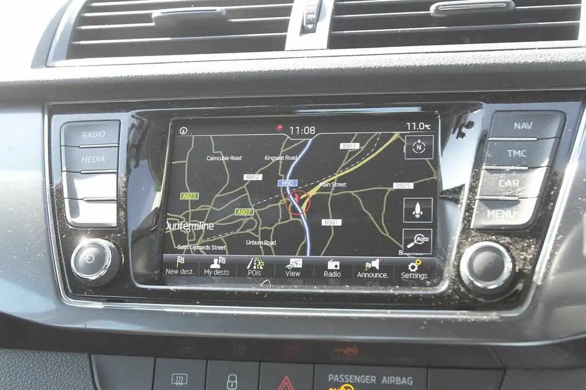2021-skoda-fabia-10-tsi-se-drive-95ps-hatchback-big-17