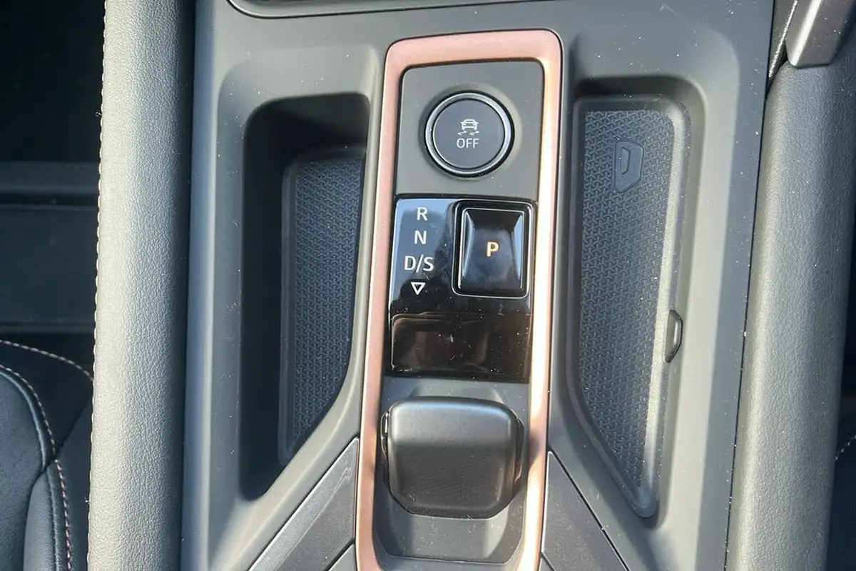 2025-cupra-formentor-15-etsi-v2-big-16