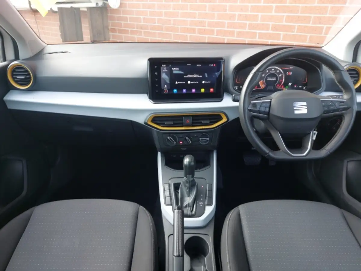 2022-seat-arona-10-tsi-fr-sport-dsg-big-2