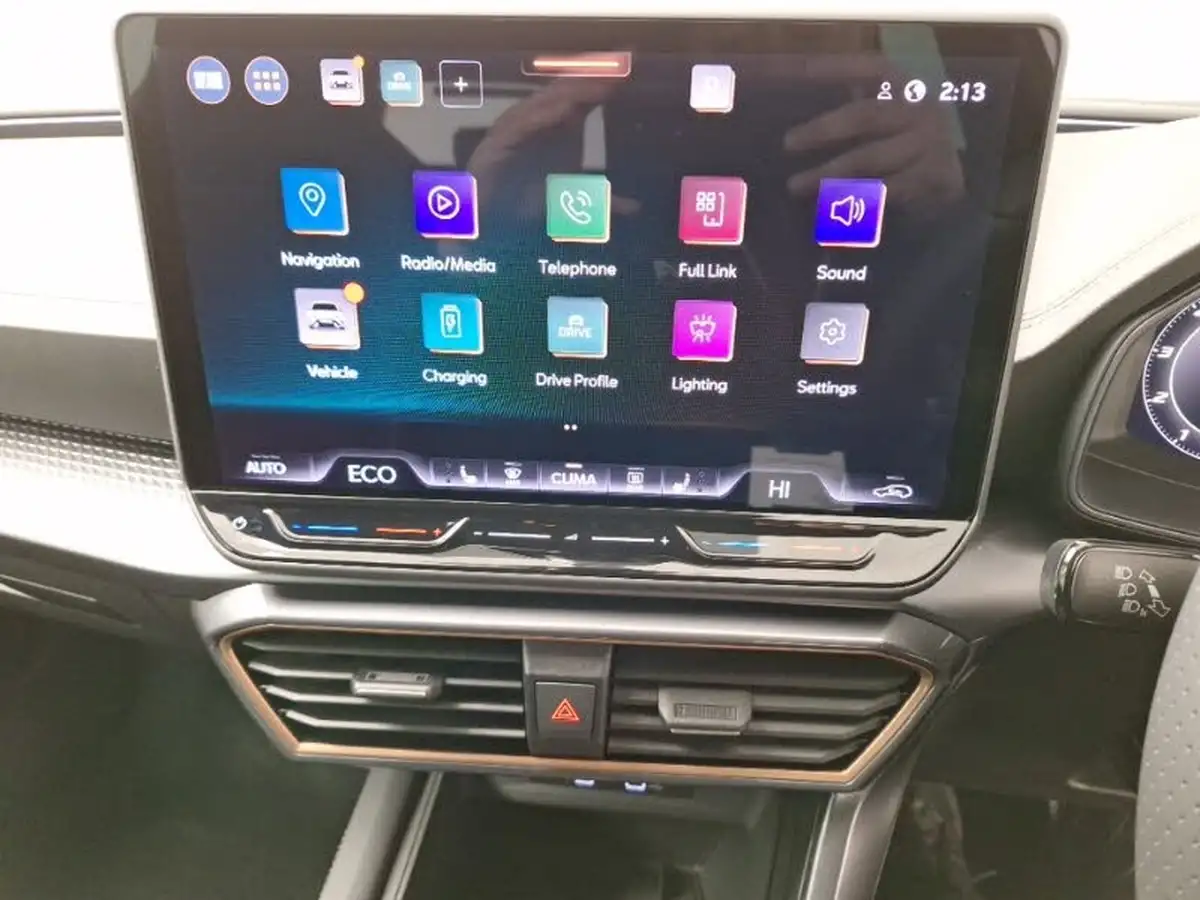 2025-cupra-leon-nf-15-e-hybrid-vz1-hatchback-big-15