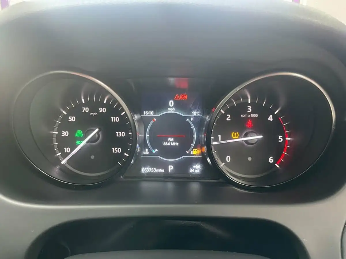 2019-land-rover-discovery-sport-20td4-landmark-big-35
