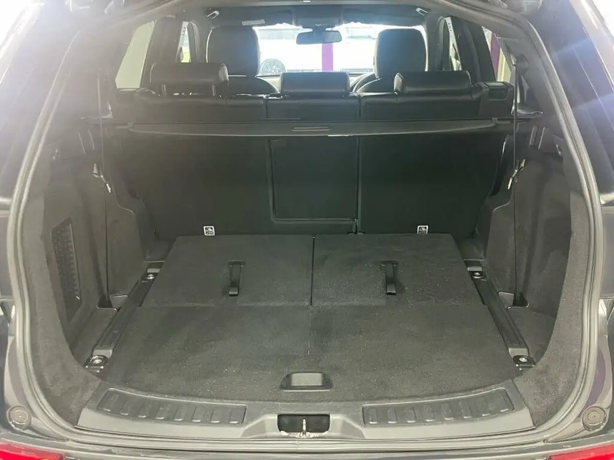 2019-land-rover-discovery-sport-20td4-landmark-big-11