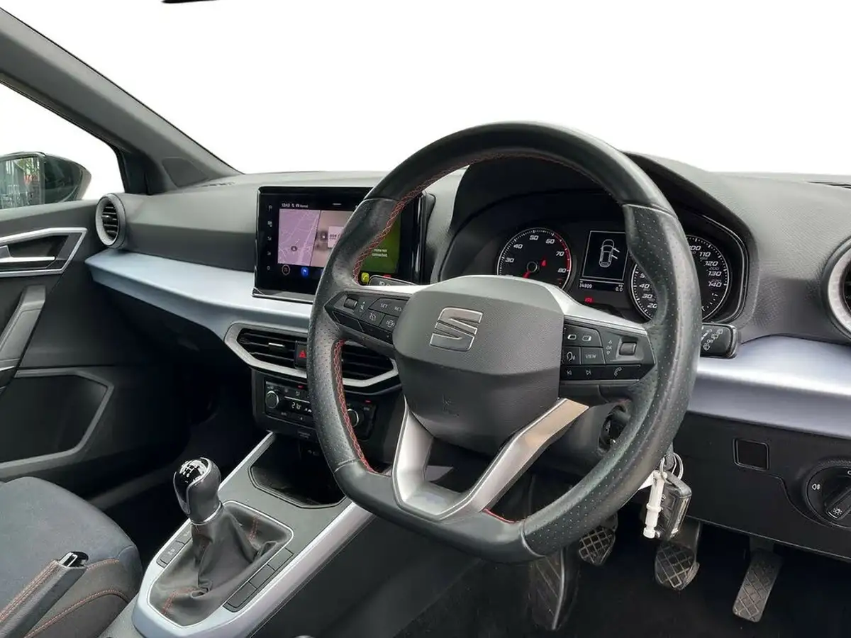 2022-seat-arona-10-tsi-fr-big-5