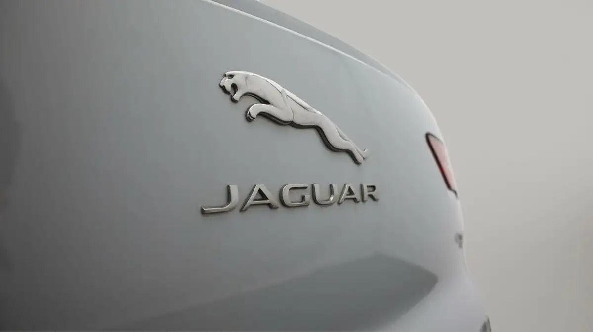 2020-jaguar-i-pace-ev400-s-big-23
