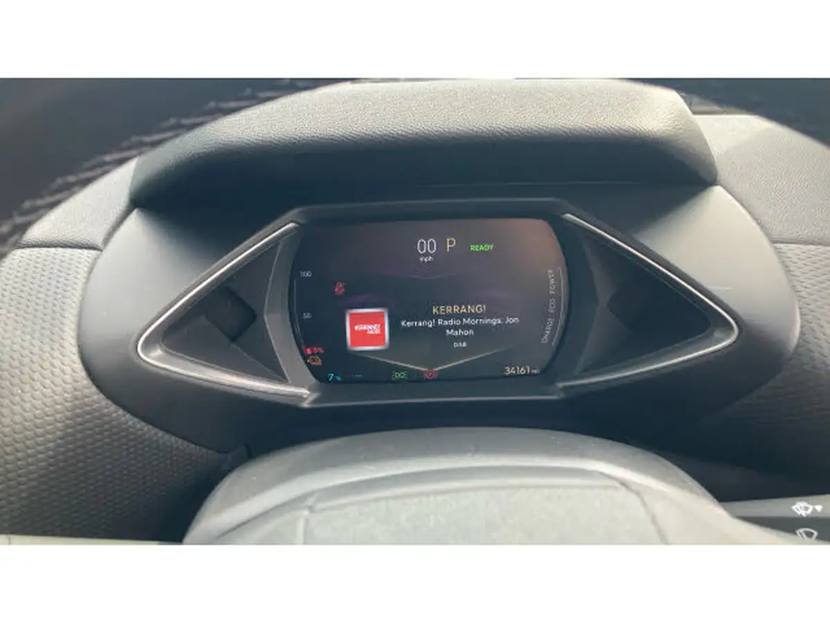 2022-ds-ds-3-crossback-e-tense-rivoli-big-17