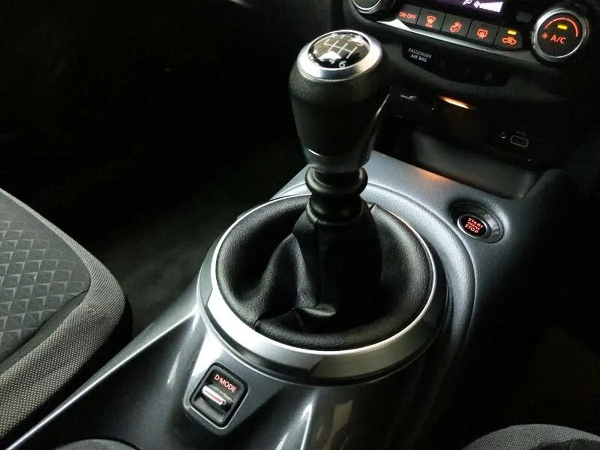 2022-nissan-juke-10-dig-t-n-connecta-big-11