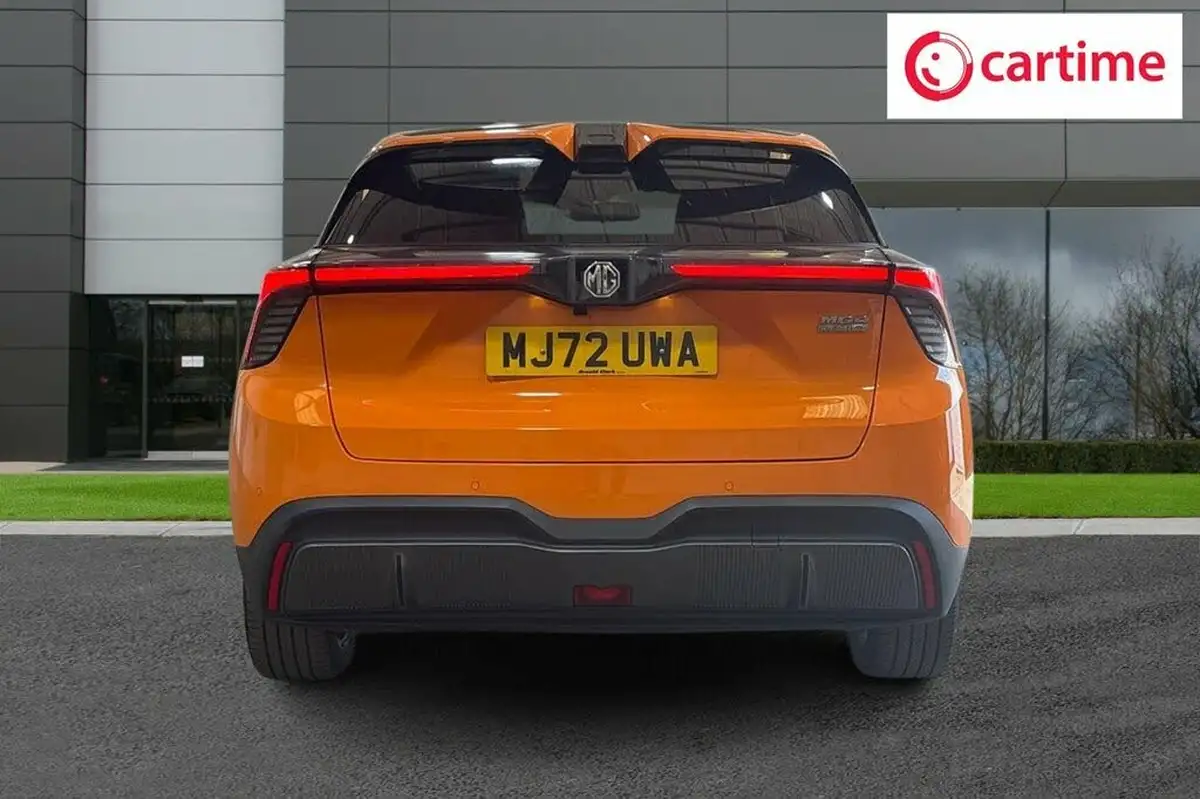 2022-mg-mg4-e-trophy-ev-big-5