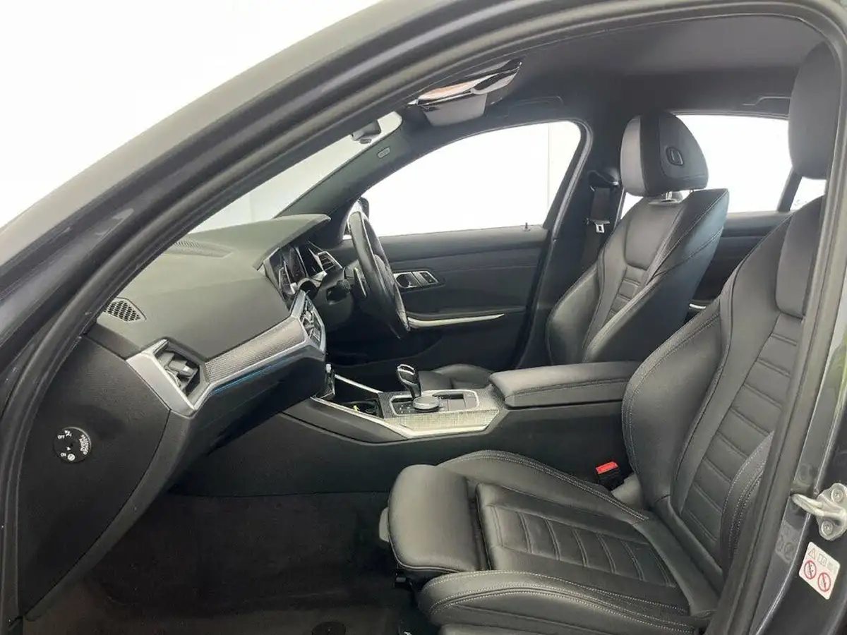 2020-bmw-3-series-20-330e-m-sport-saloon-4d-big-11