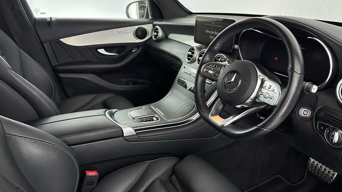 2021-mercedes-benz-glc-class-20-glc300de-amg-line-premium-316ps-eq-power-station-wagon-5d-big-9