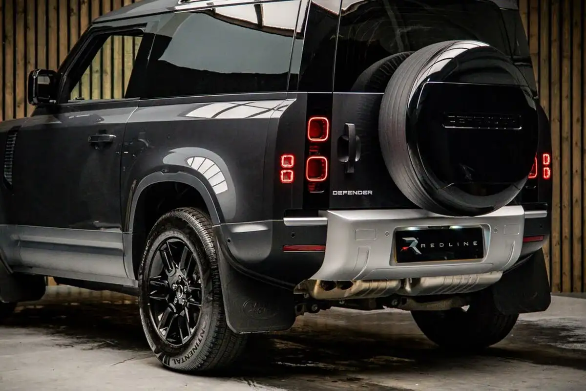 2025-land-rover-90-defender-30-d250-hard-top-s-90-250pseu6e-big-19