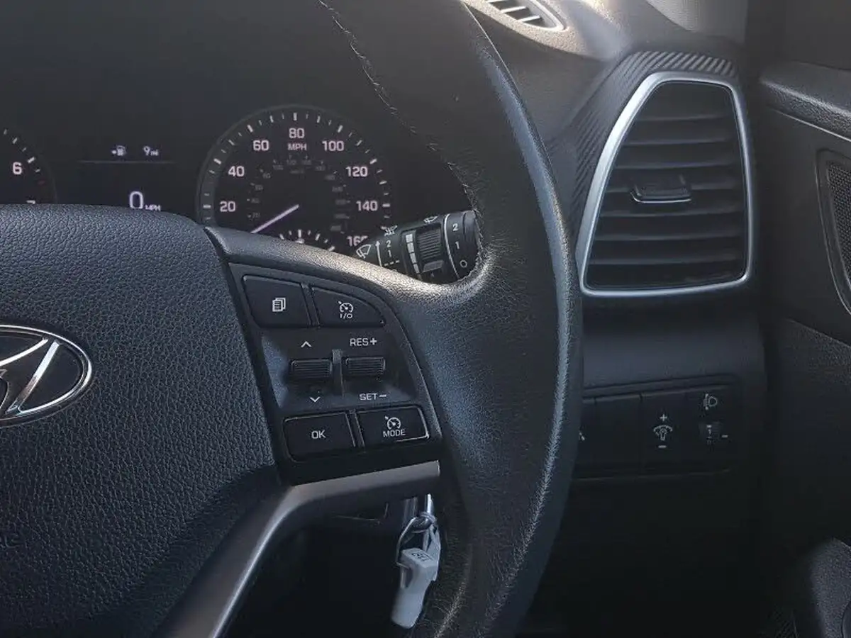 2020-hyundai-tucson-16-gdi-se-nav-big-12