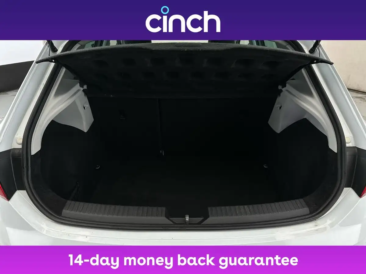 2019-seat-leon-20-tsi-fr-hatchback-big-20