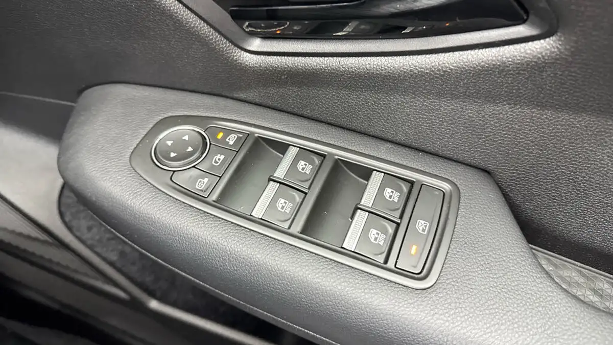 2024-renault-megane-e-tech-e-equilibre-big-23
