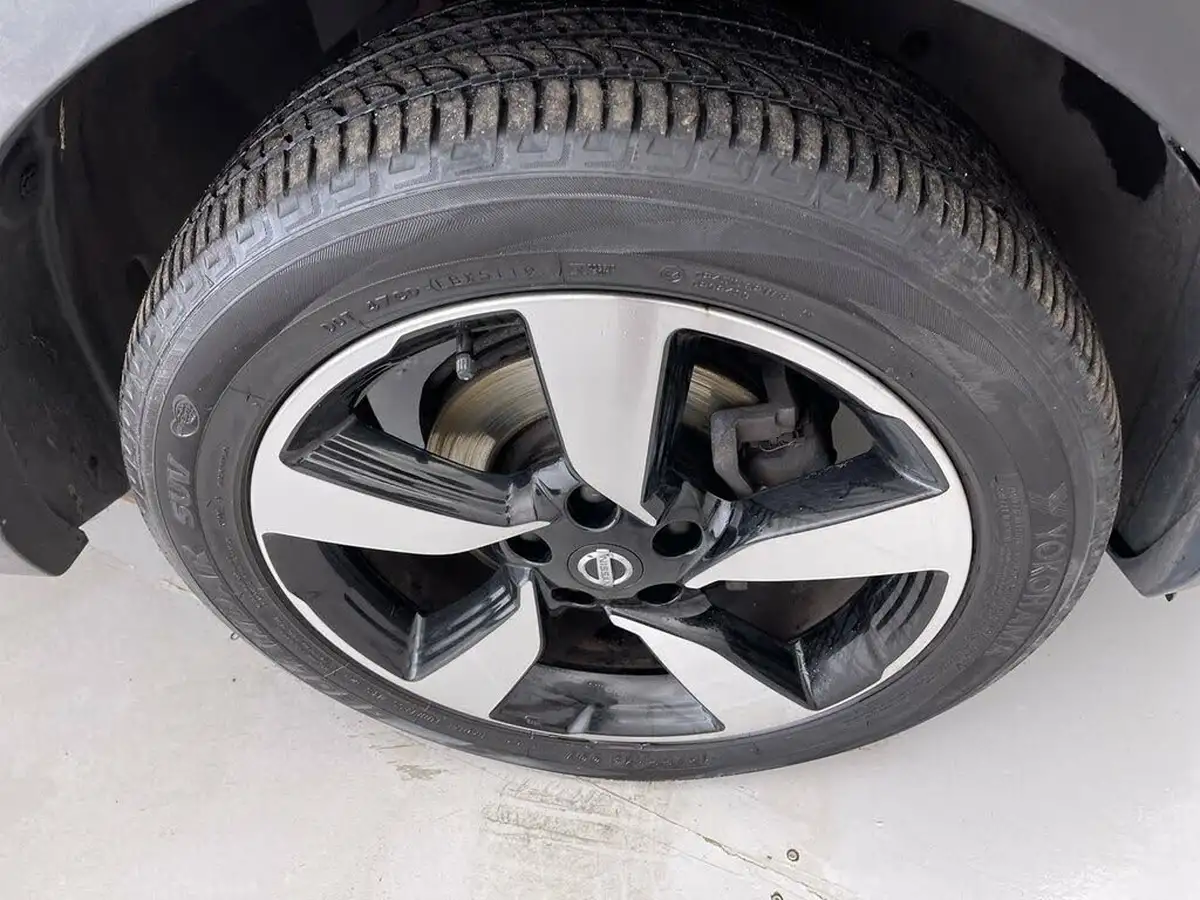 2017-nissan-qashqai-15dci-n-vision-18in-big-23