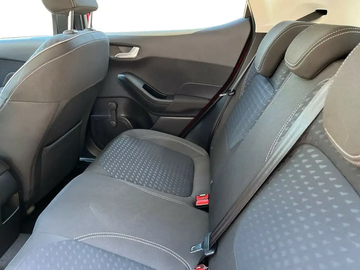 2018-ford-fiesta-10t-titanium-100ps-5d-big-25