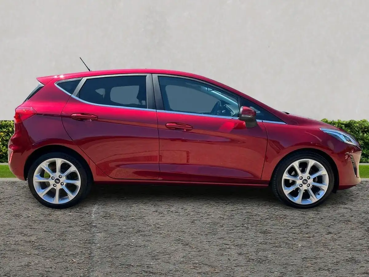 2018-ford-fiesta-10t-titanium-100ps-5d-big-1