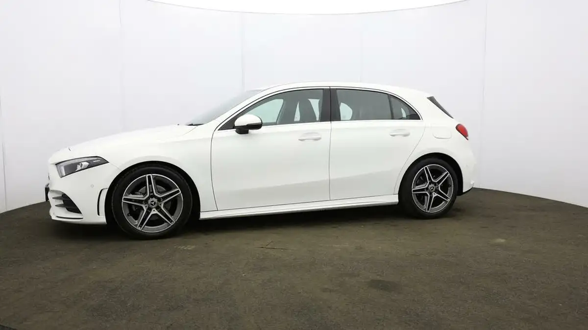 2018-mercedes-benz-a-class-13-a200-amg-line-premiumss-hatchback-5d-7g-dct-big-32