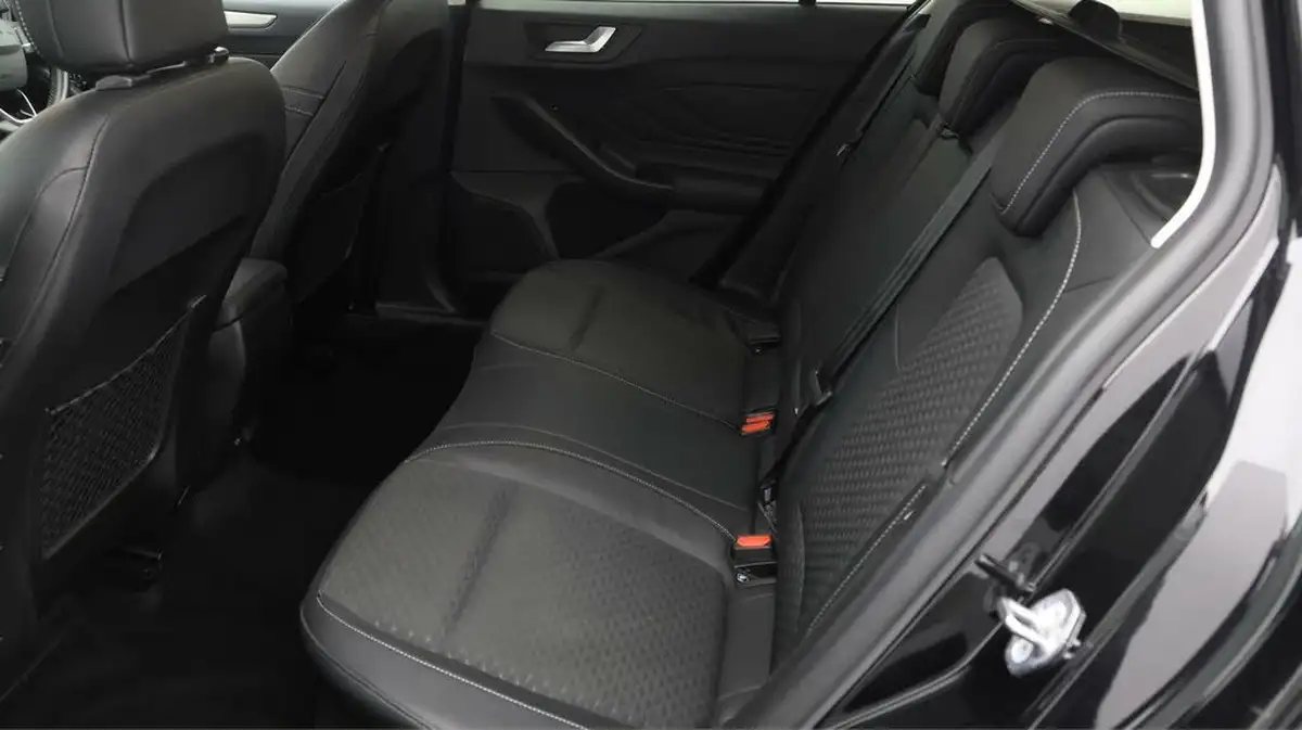 2021-ford-focus-10t-titanium-x-edition-125ps-hybrid-mhev-estate-big-24