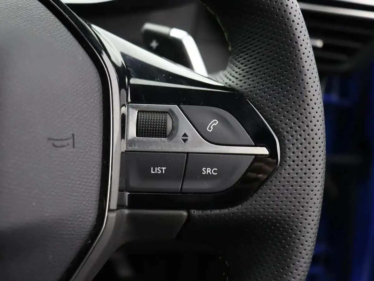 2024-peugeot-2008-suv-12-puretech-gt-130ps-eat8-big-33