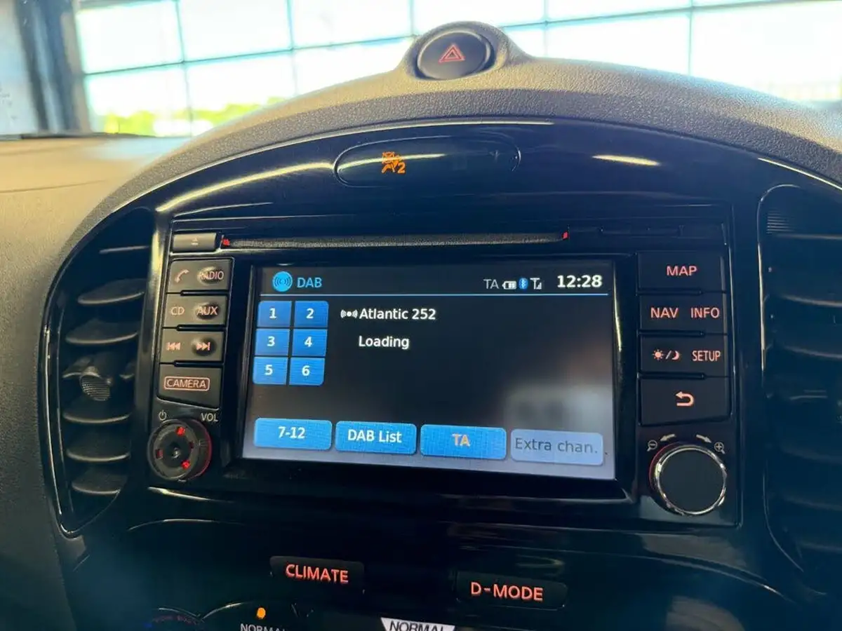 2017-nissan-juke-15dci-n-vision-black-big-36