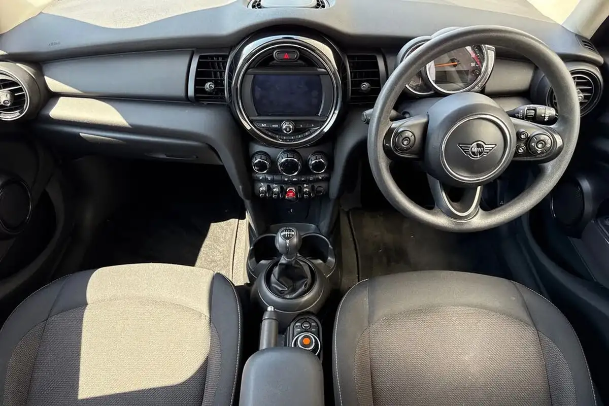 2019-mini-cooper-15-one-classic-101bhp-5d-big-37