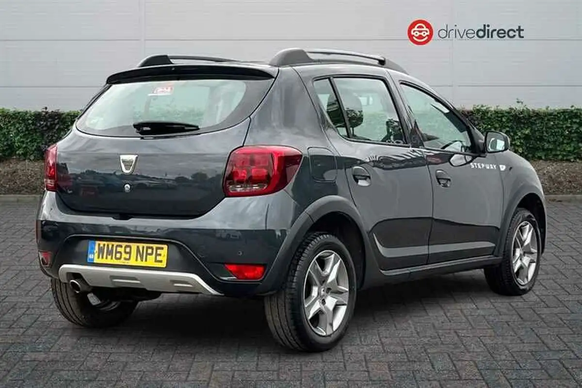 2020-dacia-sandero-stepway-09-tce-comfort-big-2