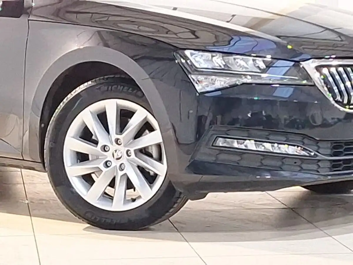 2023-skoda-superb-15-tsi-se-estate-dsg-big-8