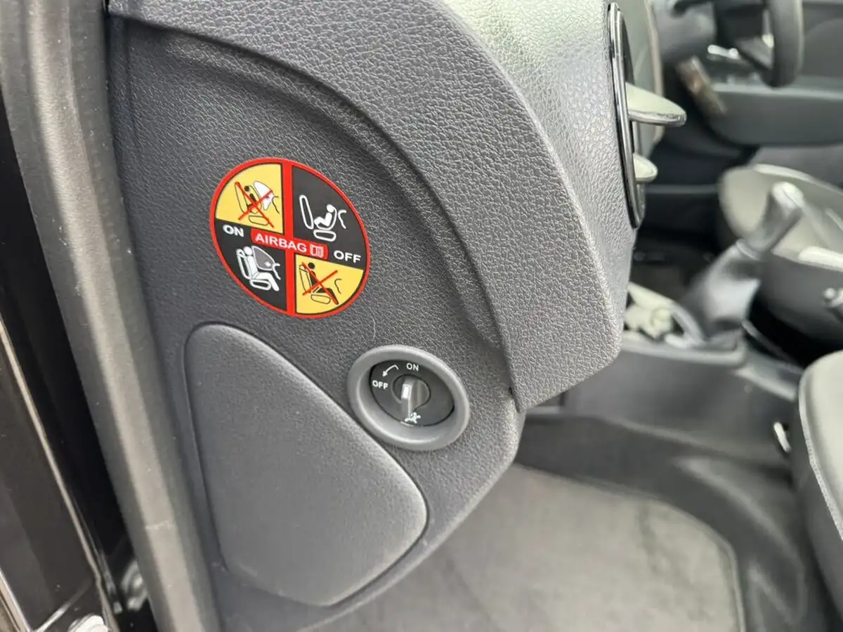2017-dacia-sandero-stepway-09-tce-laureate-big-22