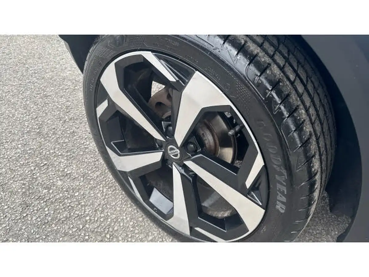 2022-nissan-juke-10-dig-t-tekna-dct-big-32