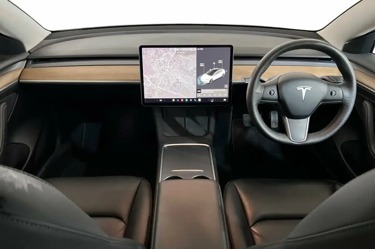 2021-tesla-model-3-e-long-range-4x4-big-11