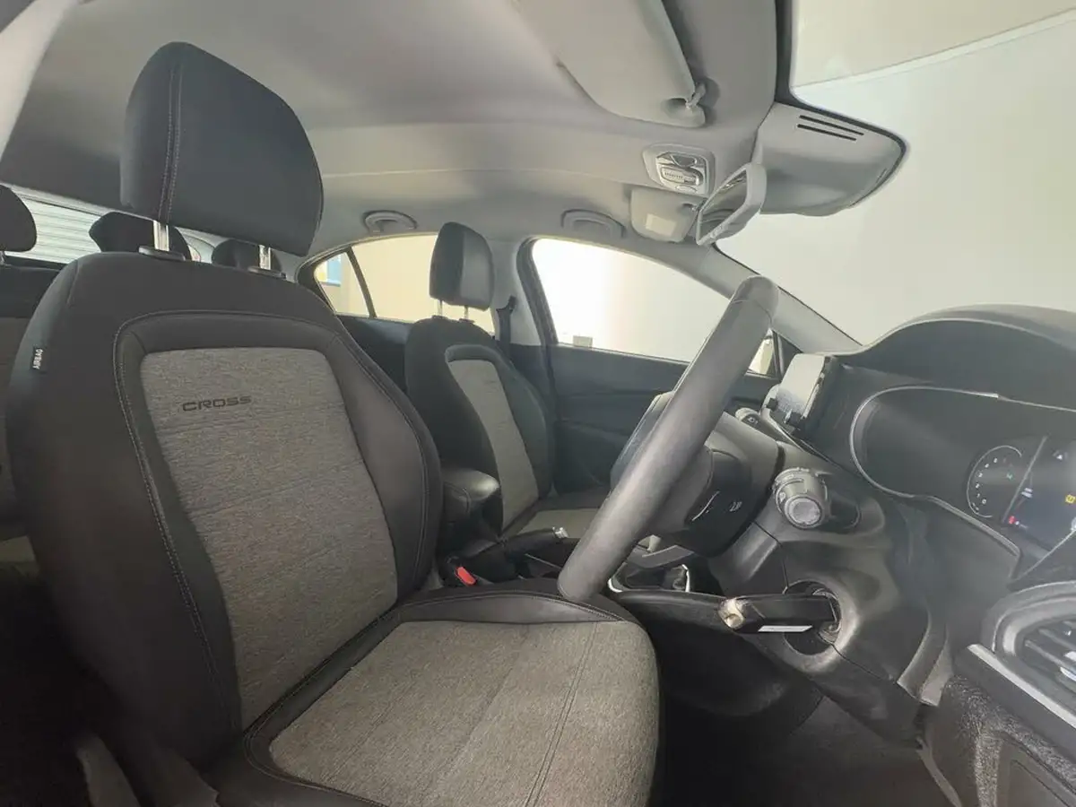 2021-fiat-tipo-10-cross-big-7