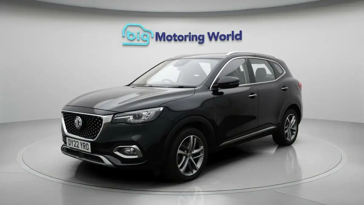 2022-mg-hs-15t-gdi-exclusive-162ps-big-3