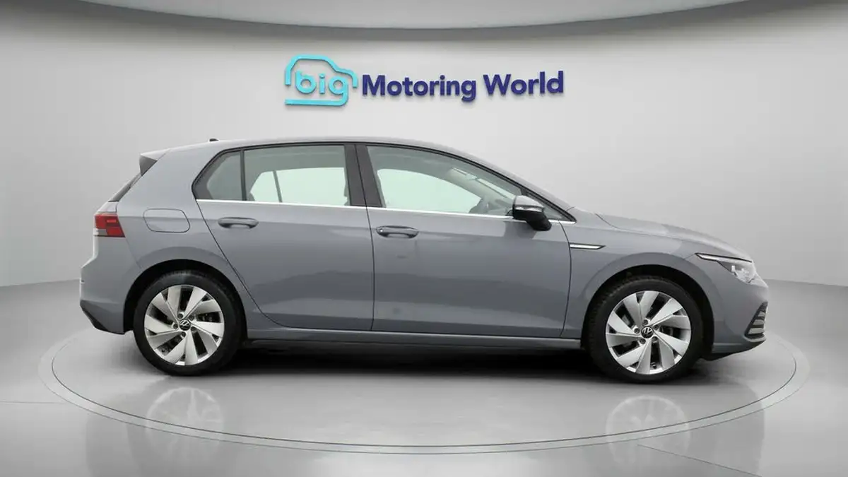 2021-volkswagen-golf-15-etsi-style-150ps-hatchback-big-7