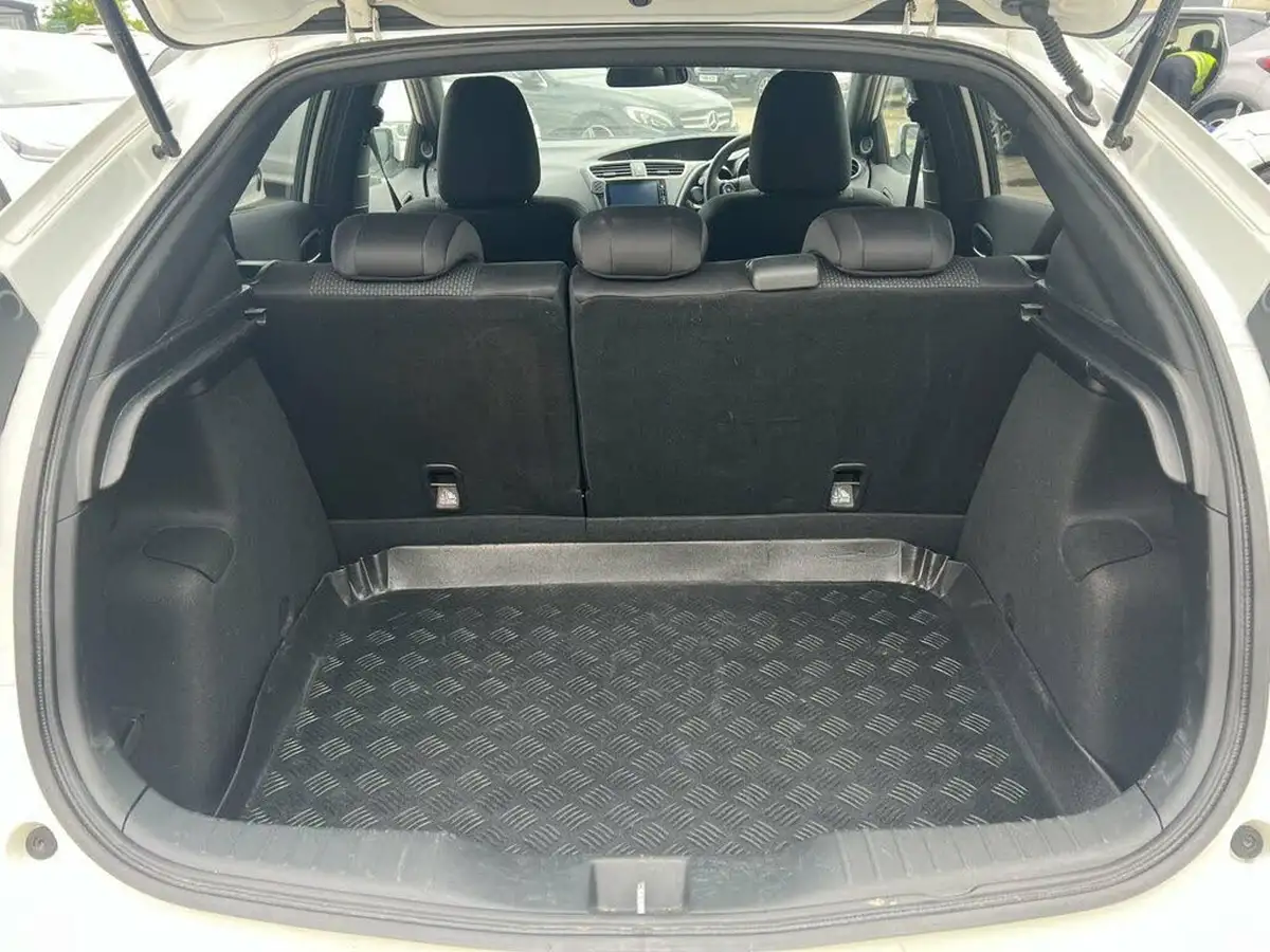 2016-honda-civic-18-sport-honda-connect-dasp-big-8